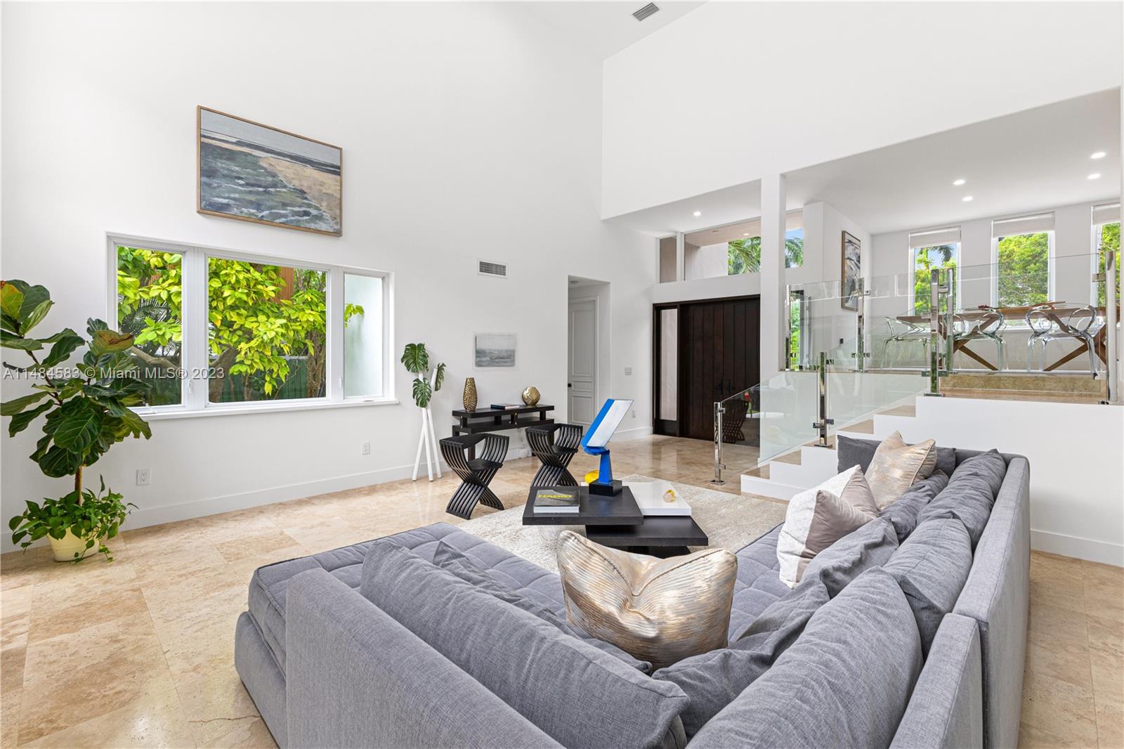 TROPICAL ISLE HOMES SUB 3 - Residential