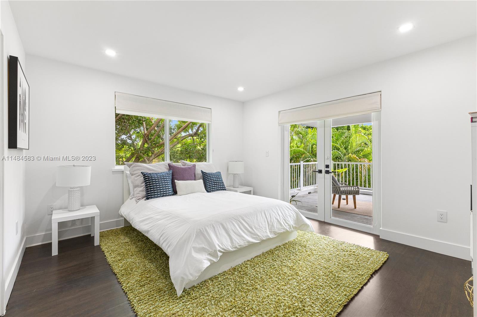 TROPICAL ISLE HOMES SUB 3 - Residential