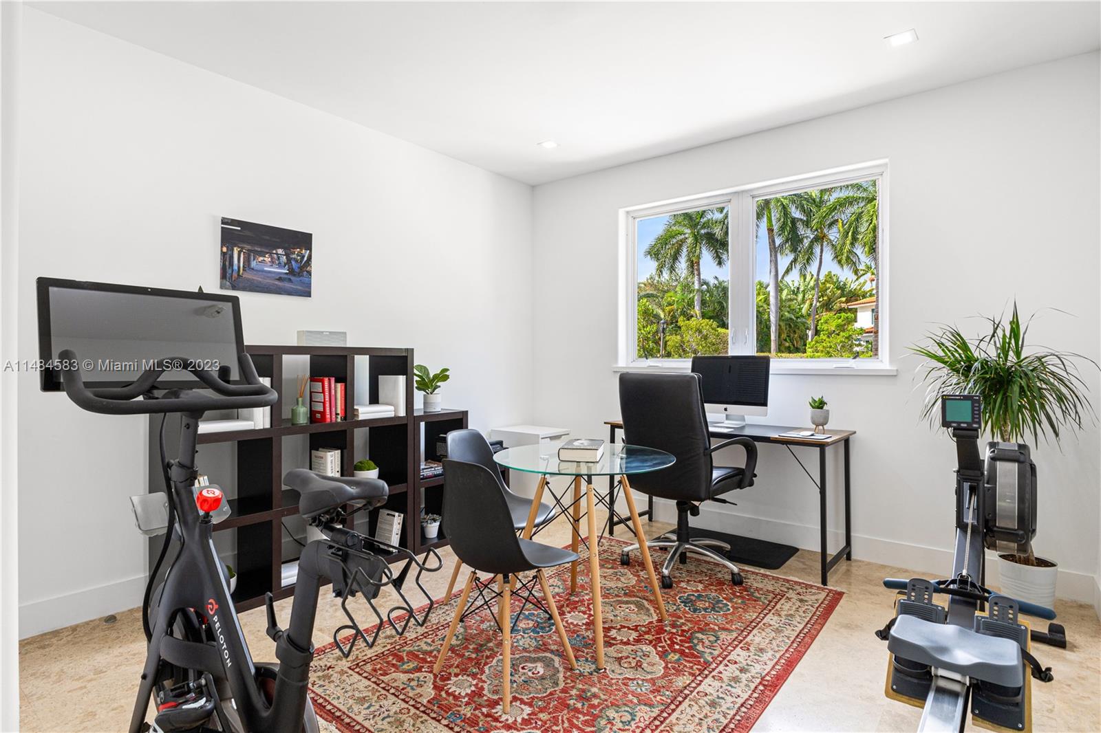 TROPICAL ISLE HOMES SUB 3 - Residential