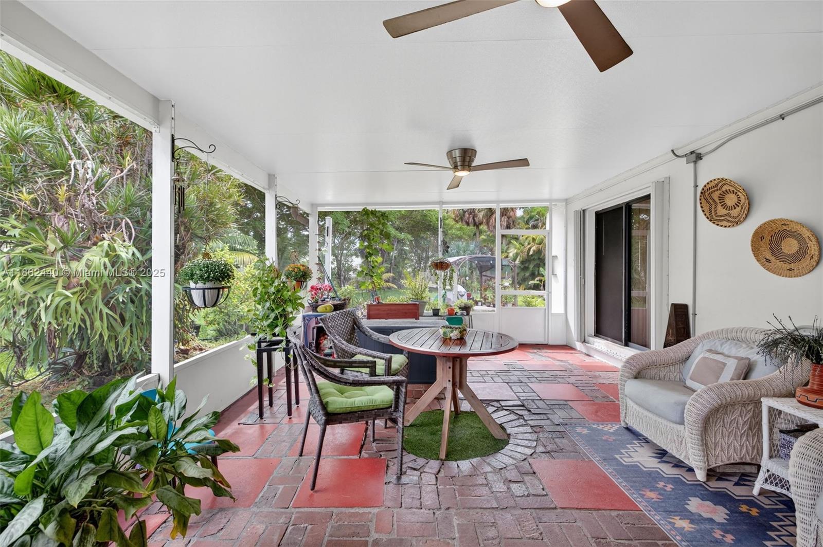 PLANTATION GARDENS SEC 4A - Residential