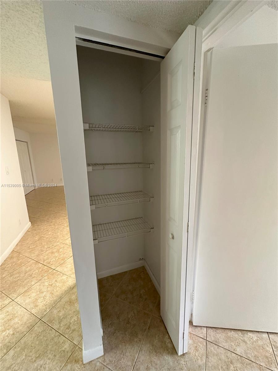 PLAZA OF AMERICAS CONDO P - Residential