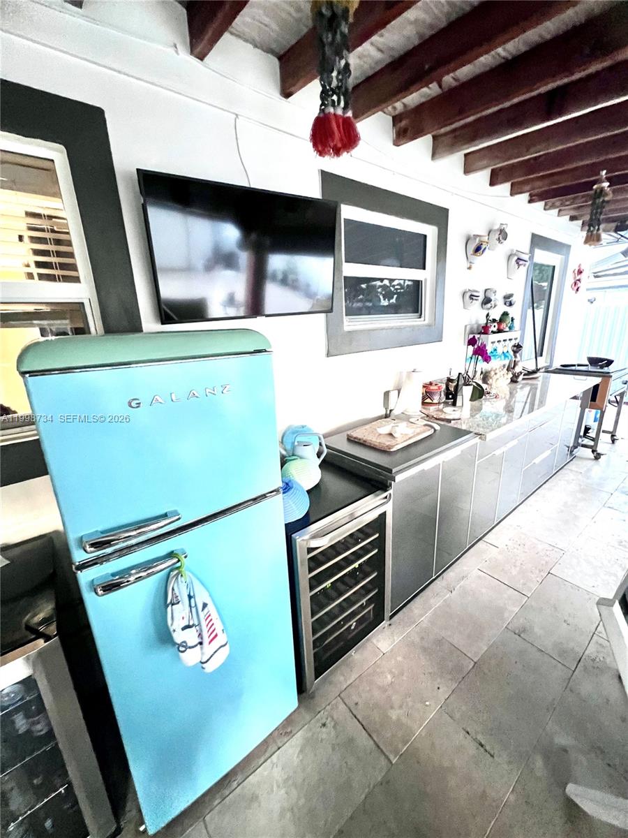 WESTWOOD LAKE 4TH ADDN - Residential