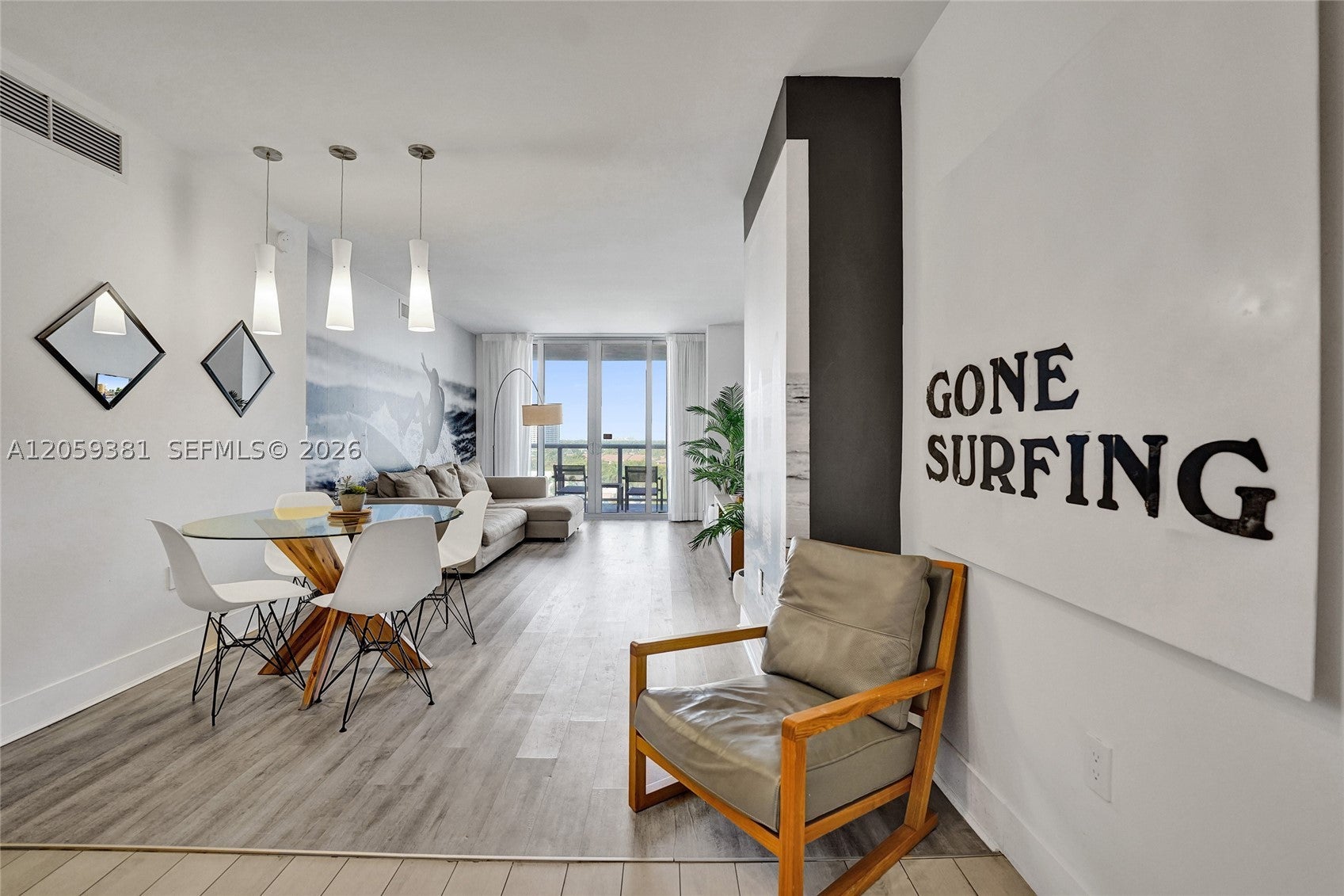 2602 E Hallandale Beach Blvd R906