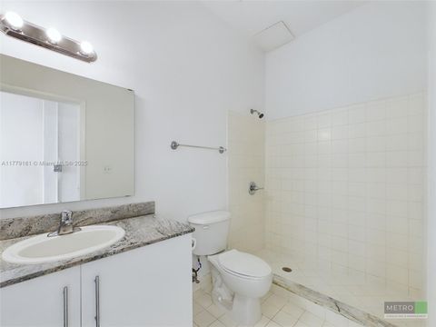 444 NE 30th St 1104 Miami FL 33137