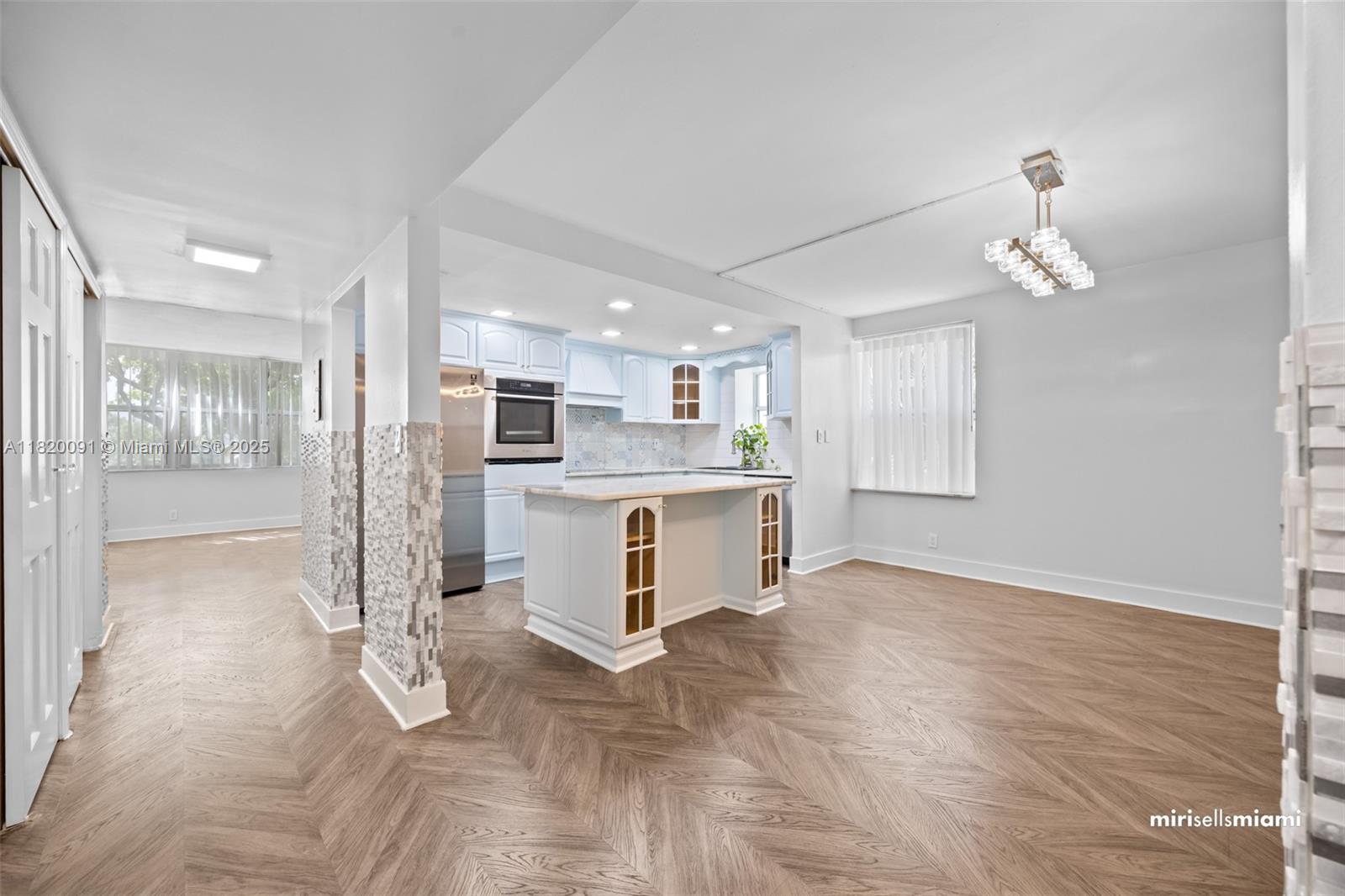 Property for Sale at 20441 Ne 30th Ave 320-9, Aventura, Miami-Dade County, Florida - Bedrooms: 3 
Bathrooms: 2  - $418,000