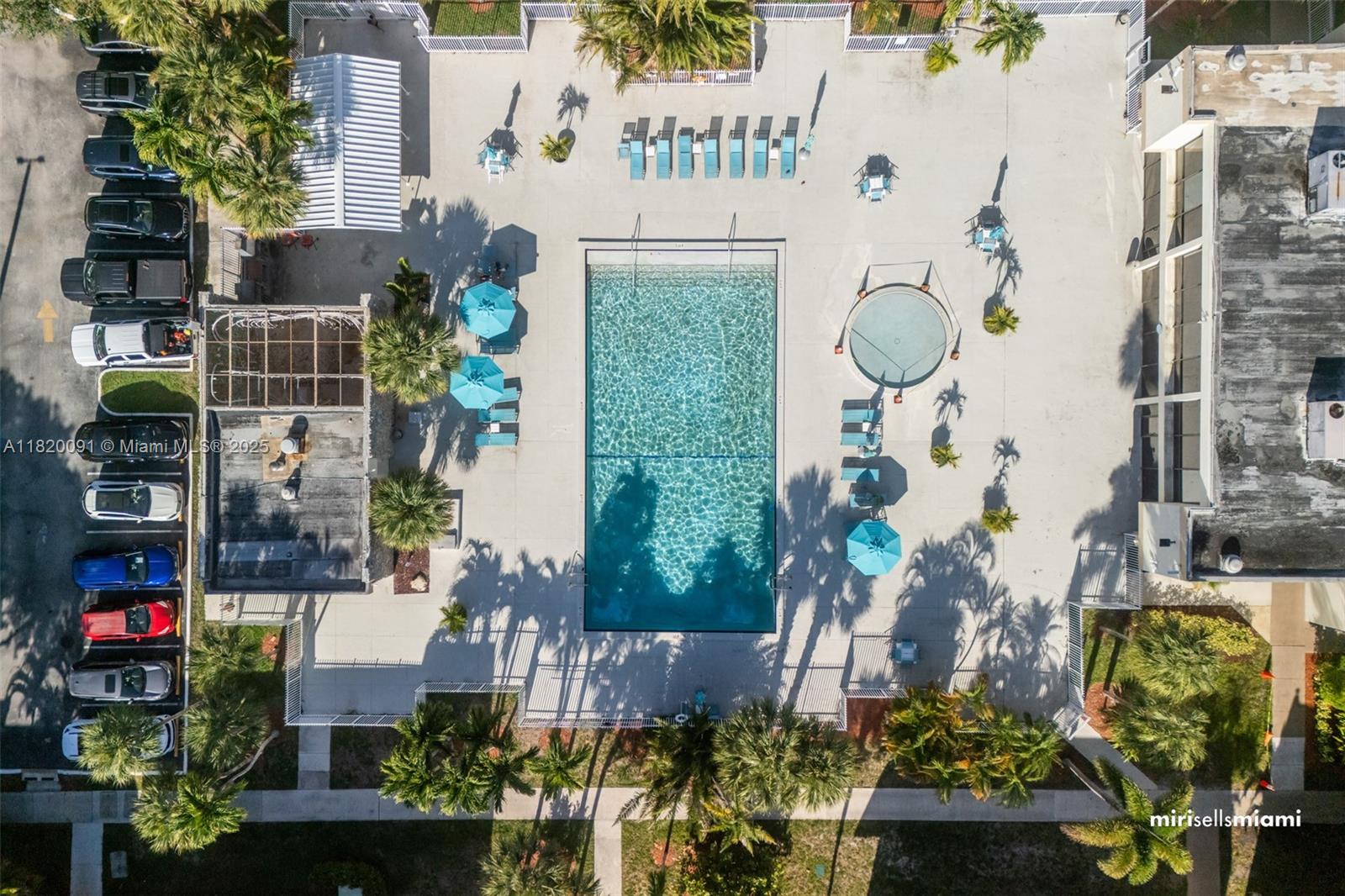 VILLA DORADA CONDO NO 2 - Residential