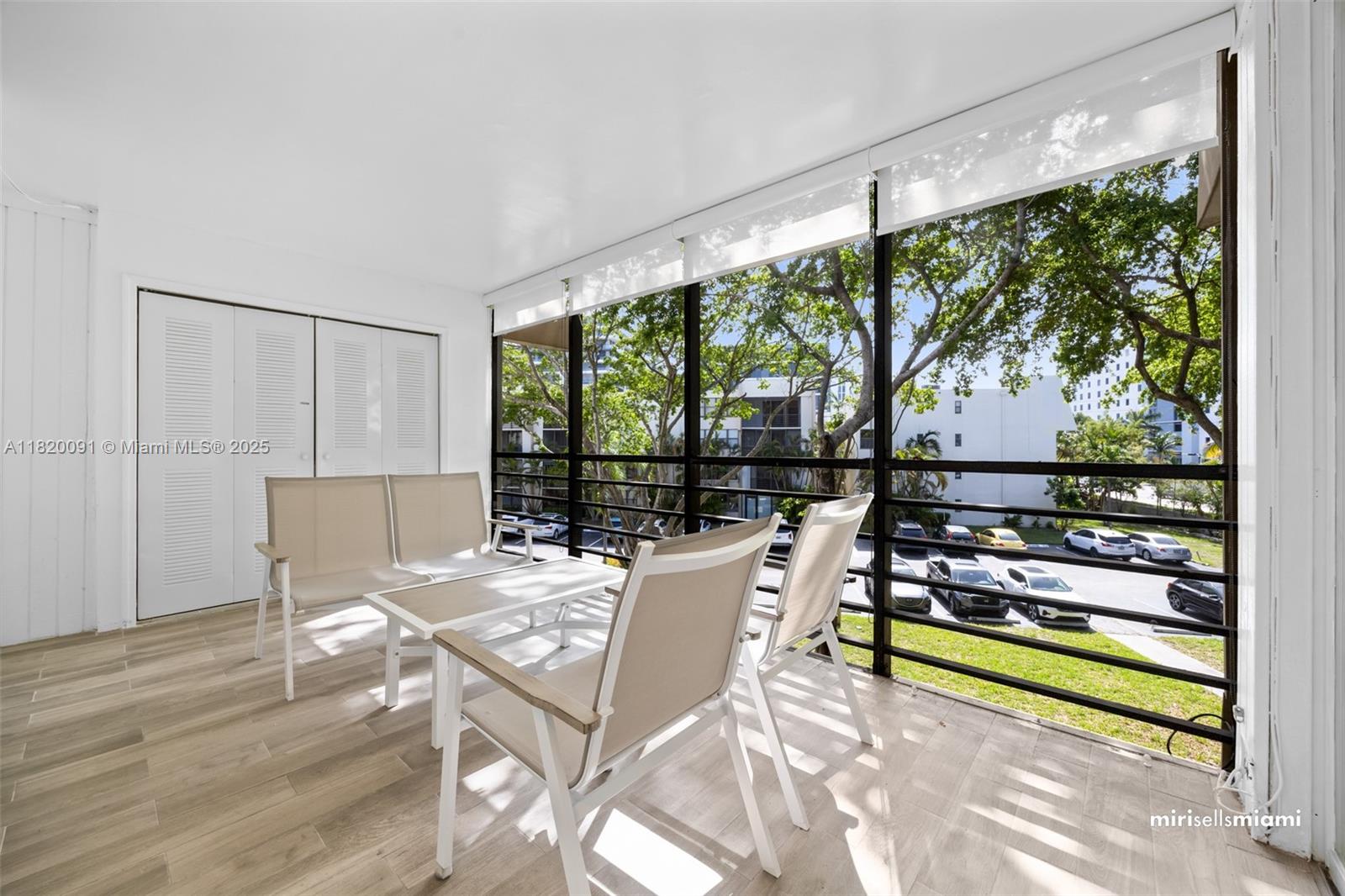 VILLA DORADA CONDO NO 2 - Residential