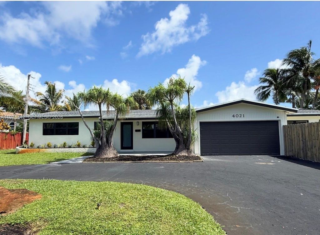 Photo of 4021 NE 17th Ter, Oakland Park, FL 33334 (MLS # A11975442)