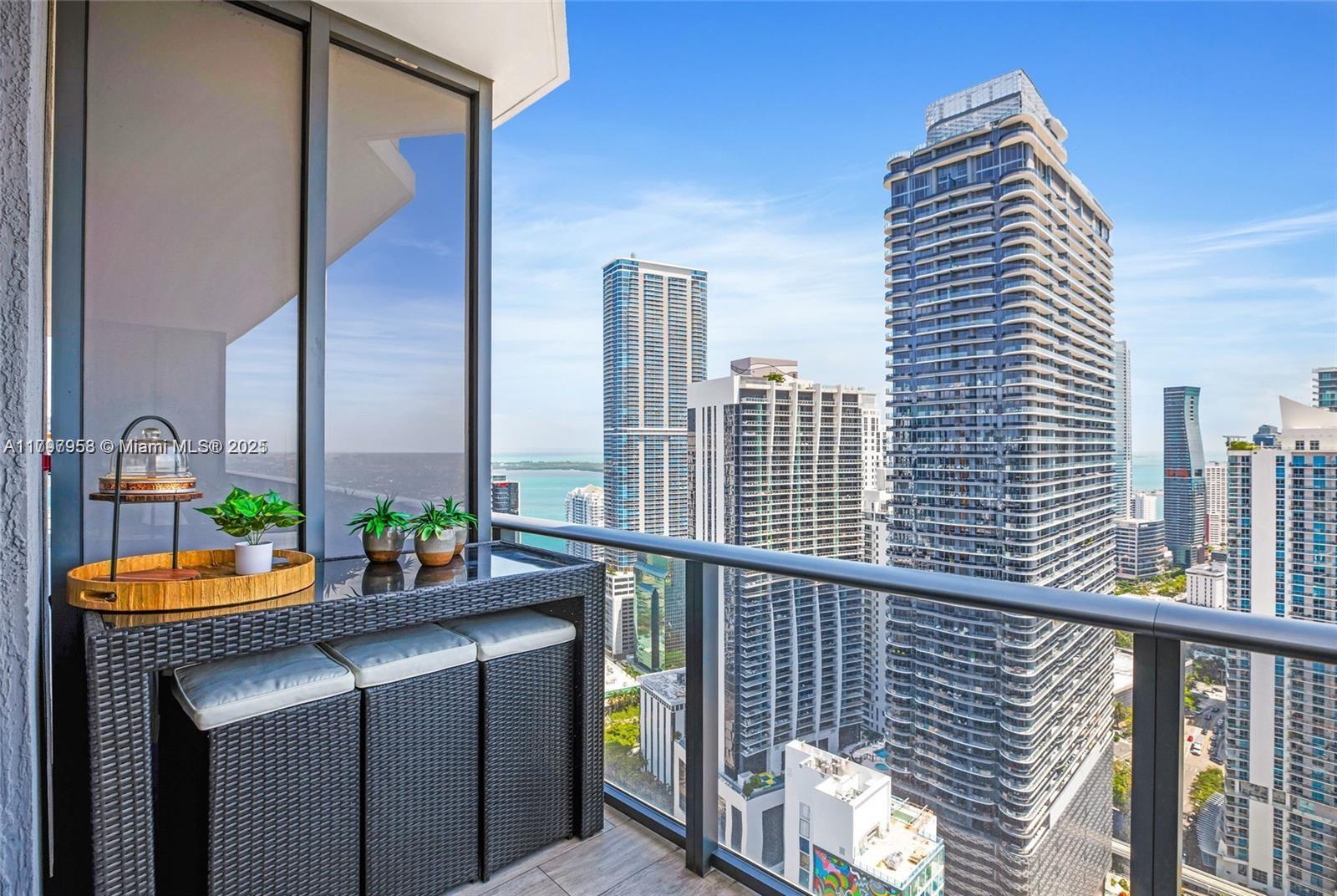 BRICKELL HEIGHTS EAST CON - Residential Lease