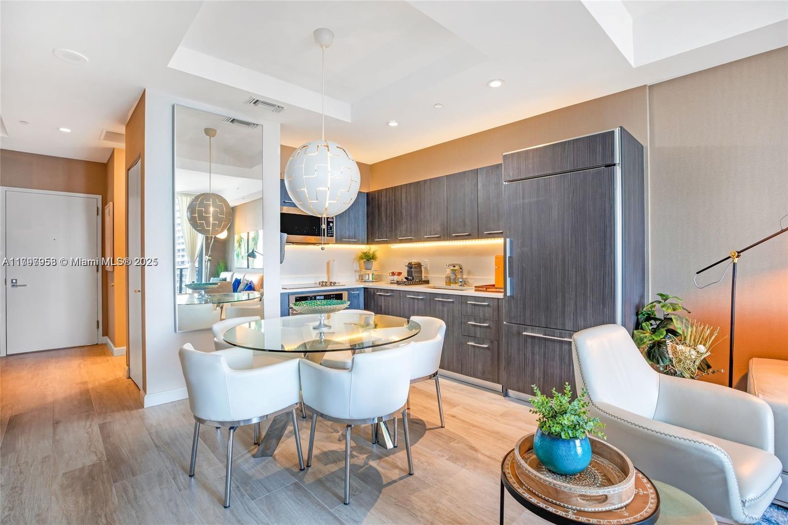 BRICKELL HEIGHTS EAST CON - Residential Lease