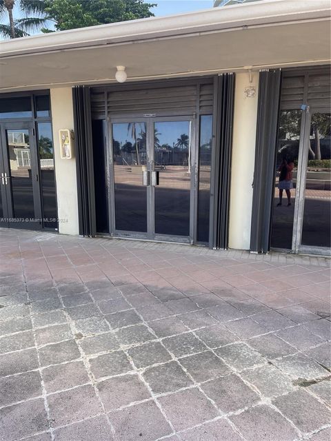 9801 Collins Ave CAB10 Bal Harbour FL 33154