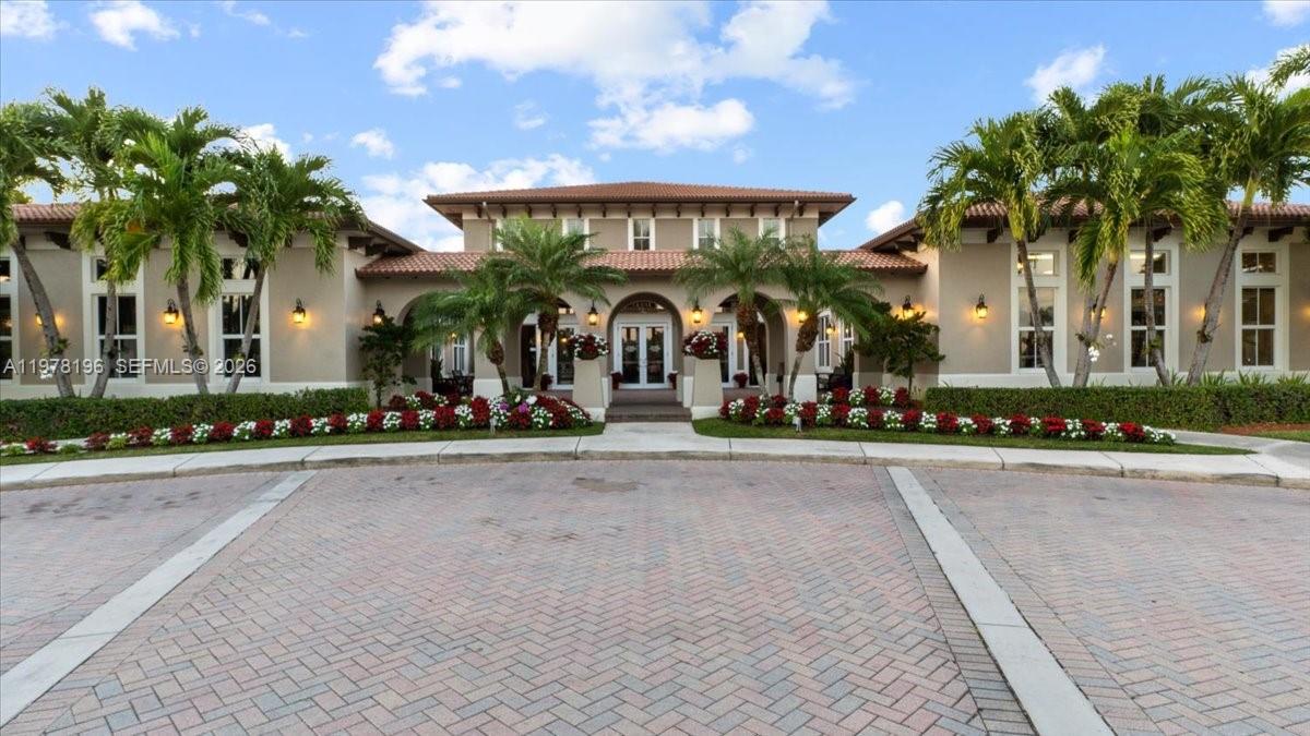 THE SHORES CONDO NO 2 - Residential Lease