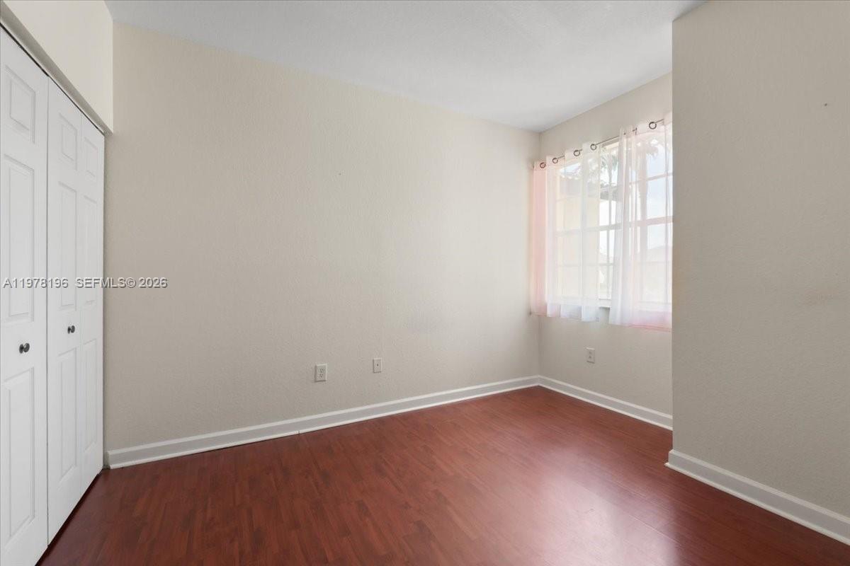 THE SHORES CONDO NO 2 - Residential Lease