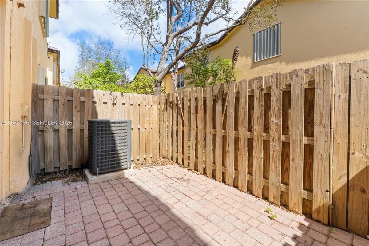 THE SHORES CONDO NO 2 - Residential Lease