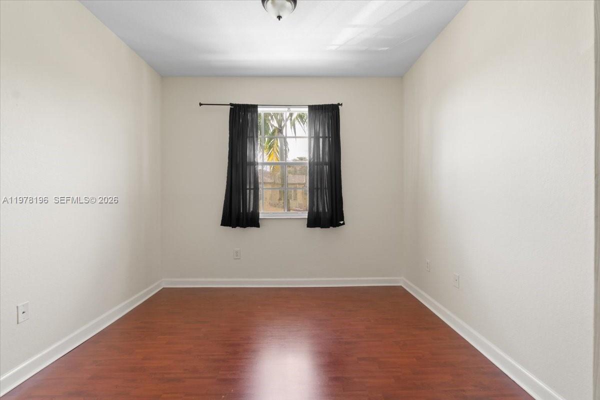 THE SHORES CONDO NO 2 - Residential Lease