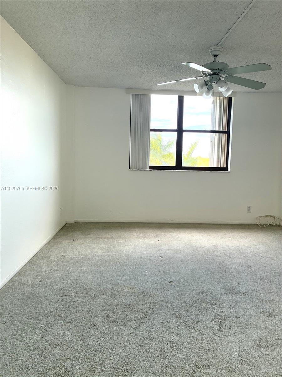 WATERSIDE TOWERS CONDO - Residential