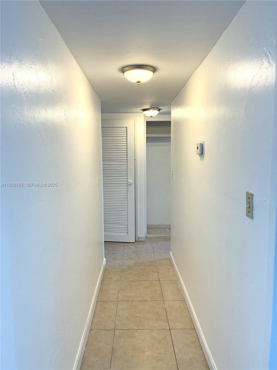 WATERSIDE TOWERS CONDO - Residential