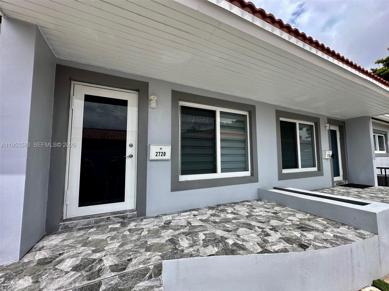 CAROLINA HEIGHTS - Residential Income