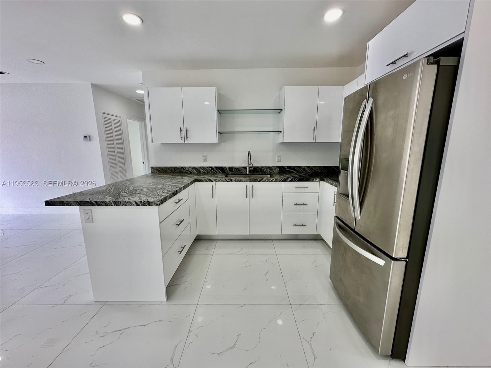 CAROLINA HEIGHTS - Residential Income