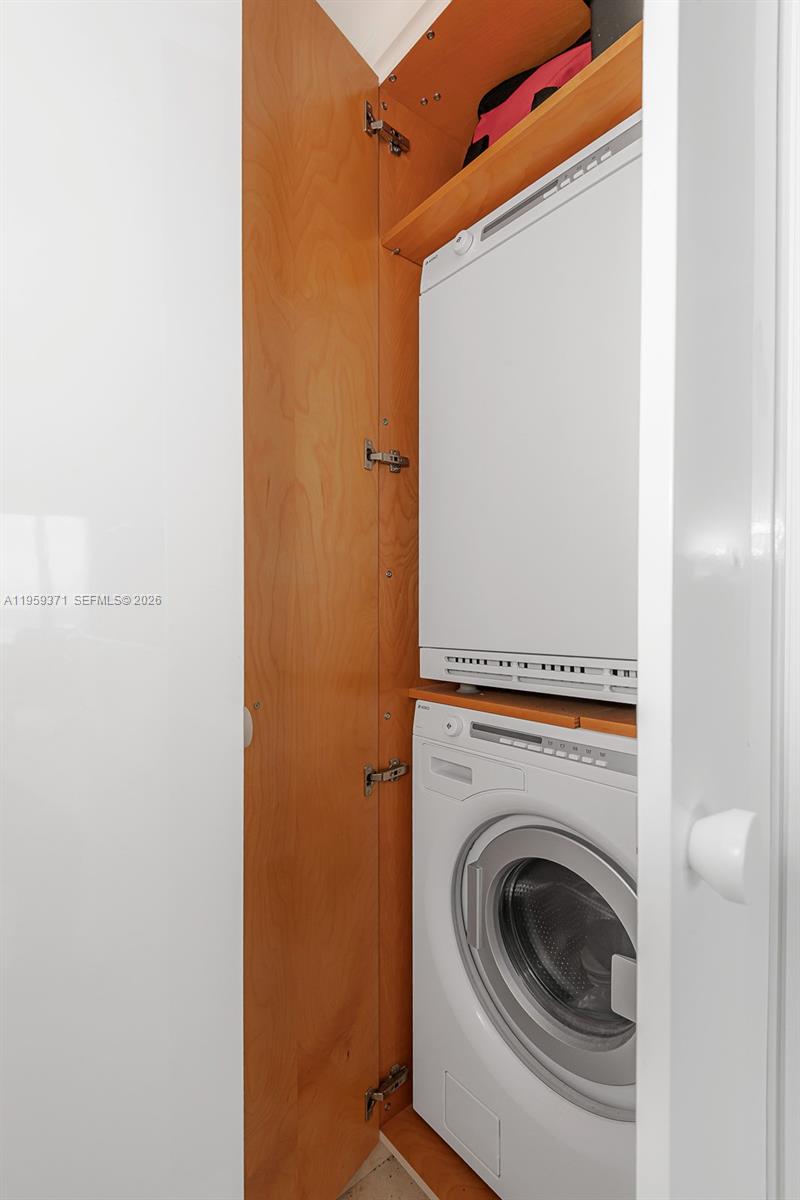 BEACH CLUB CONDO - Residential