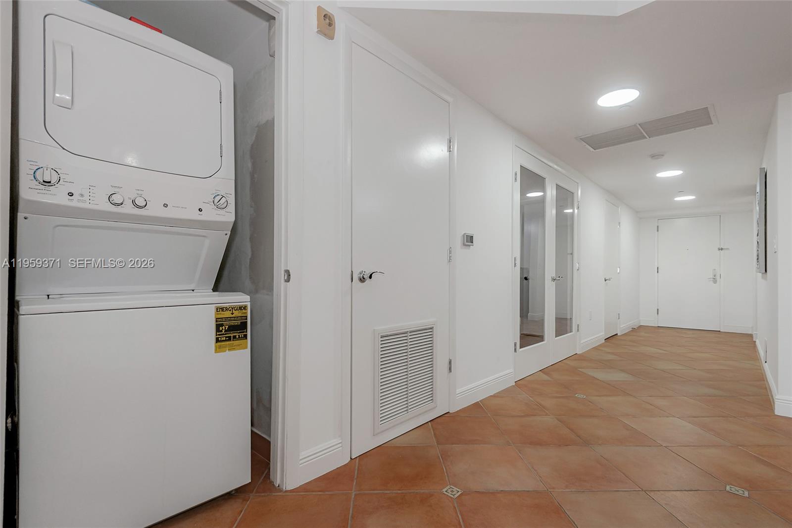 BEACH CLUB CONDO - Residential