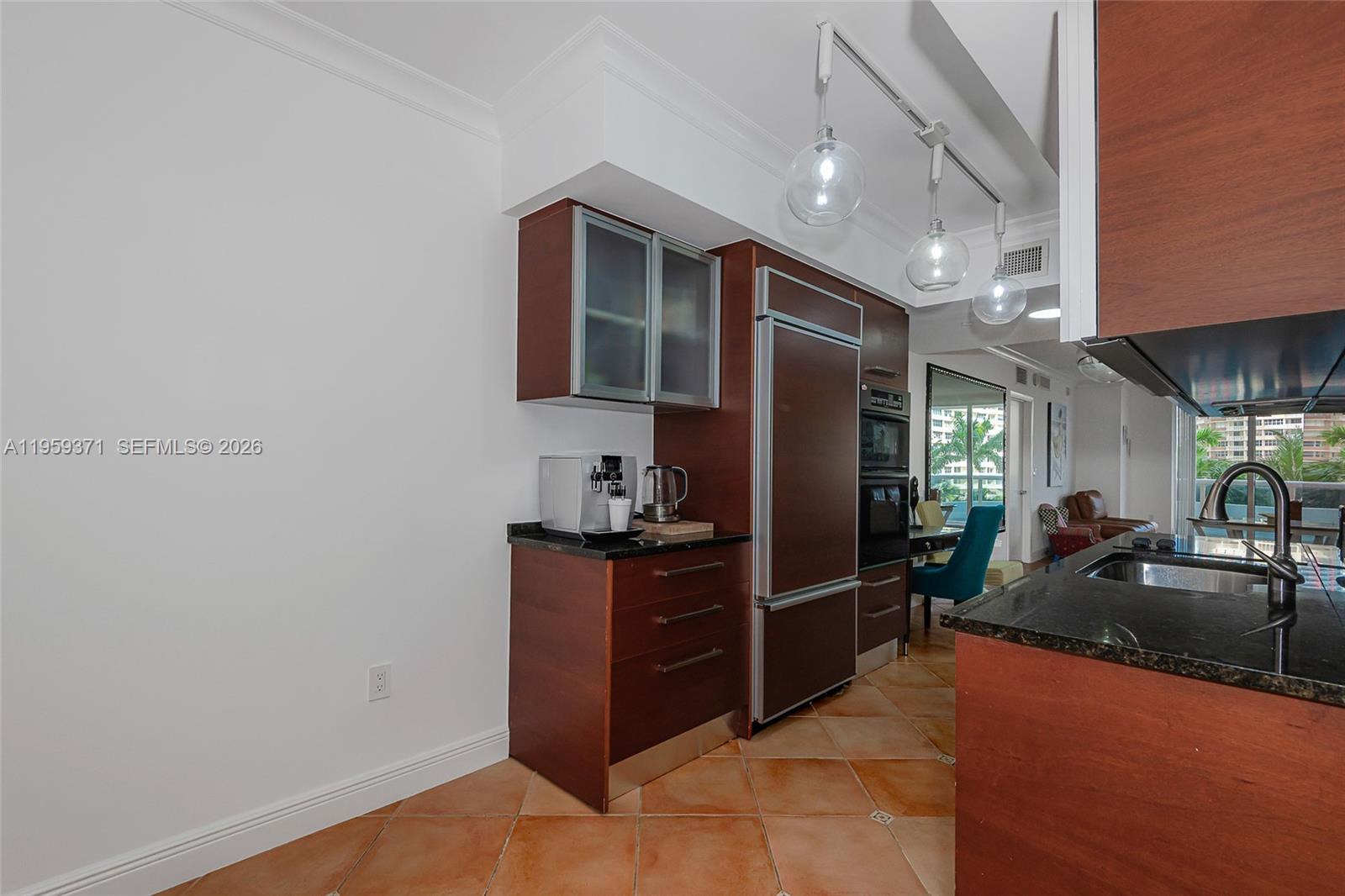 BEACH CLUB CONDO - Residential