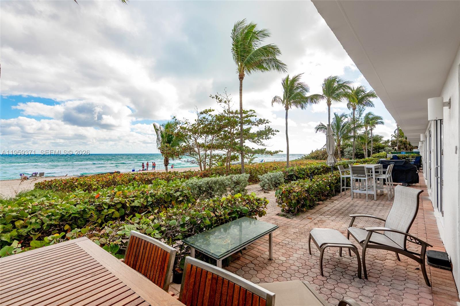 BEACH CLUB CONDO - Residential