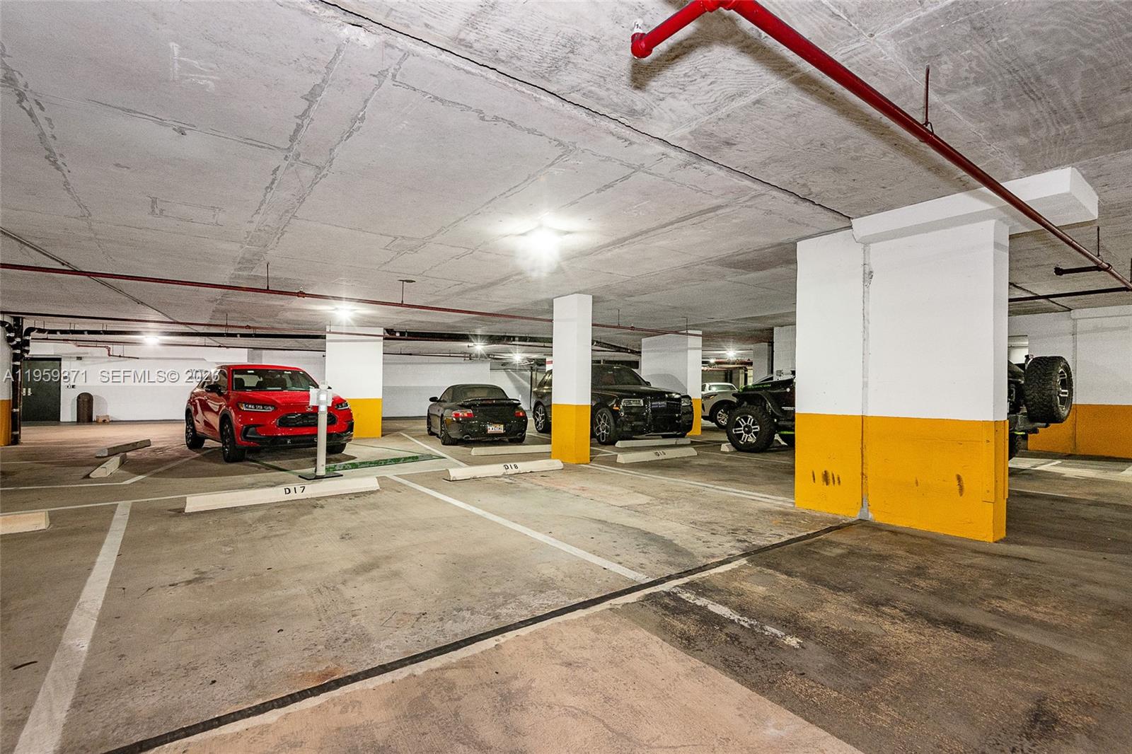 BEACH CLUB CONDO - Residential