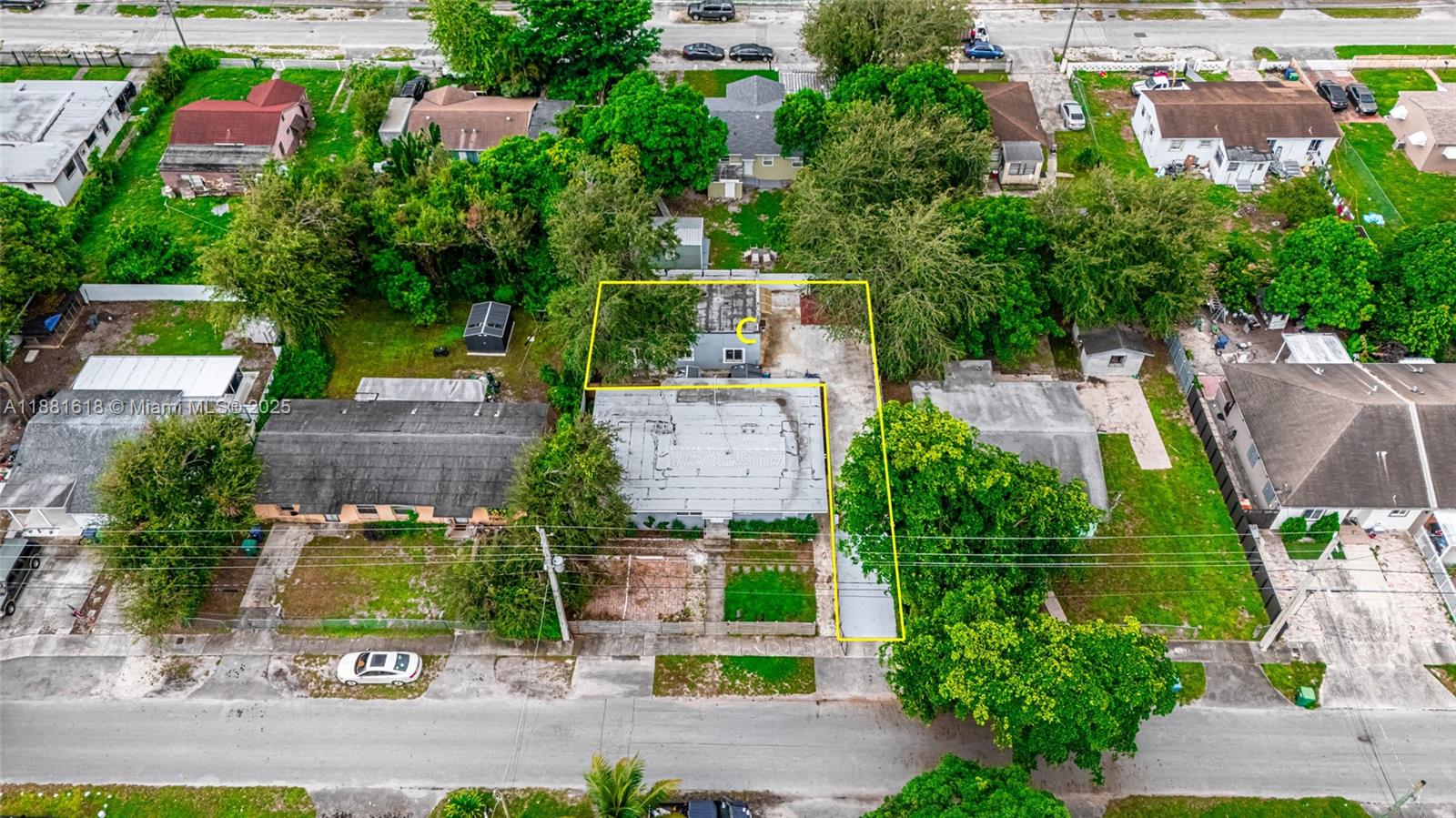 AIRLINE ESTATES - Residential Lease