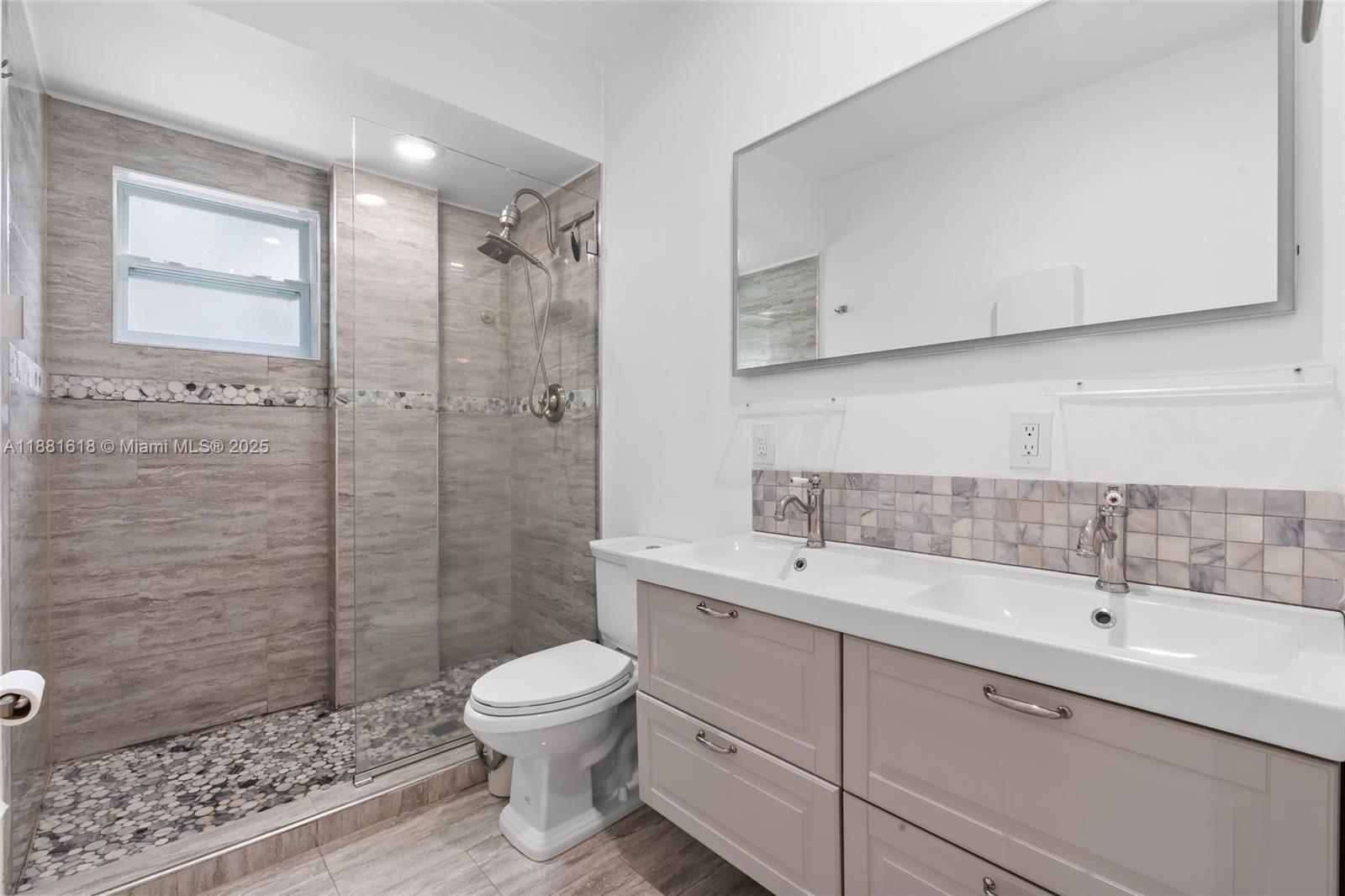 AIRLINE ESTATES - Residential Lease