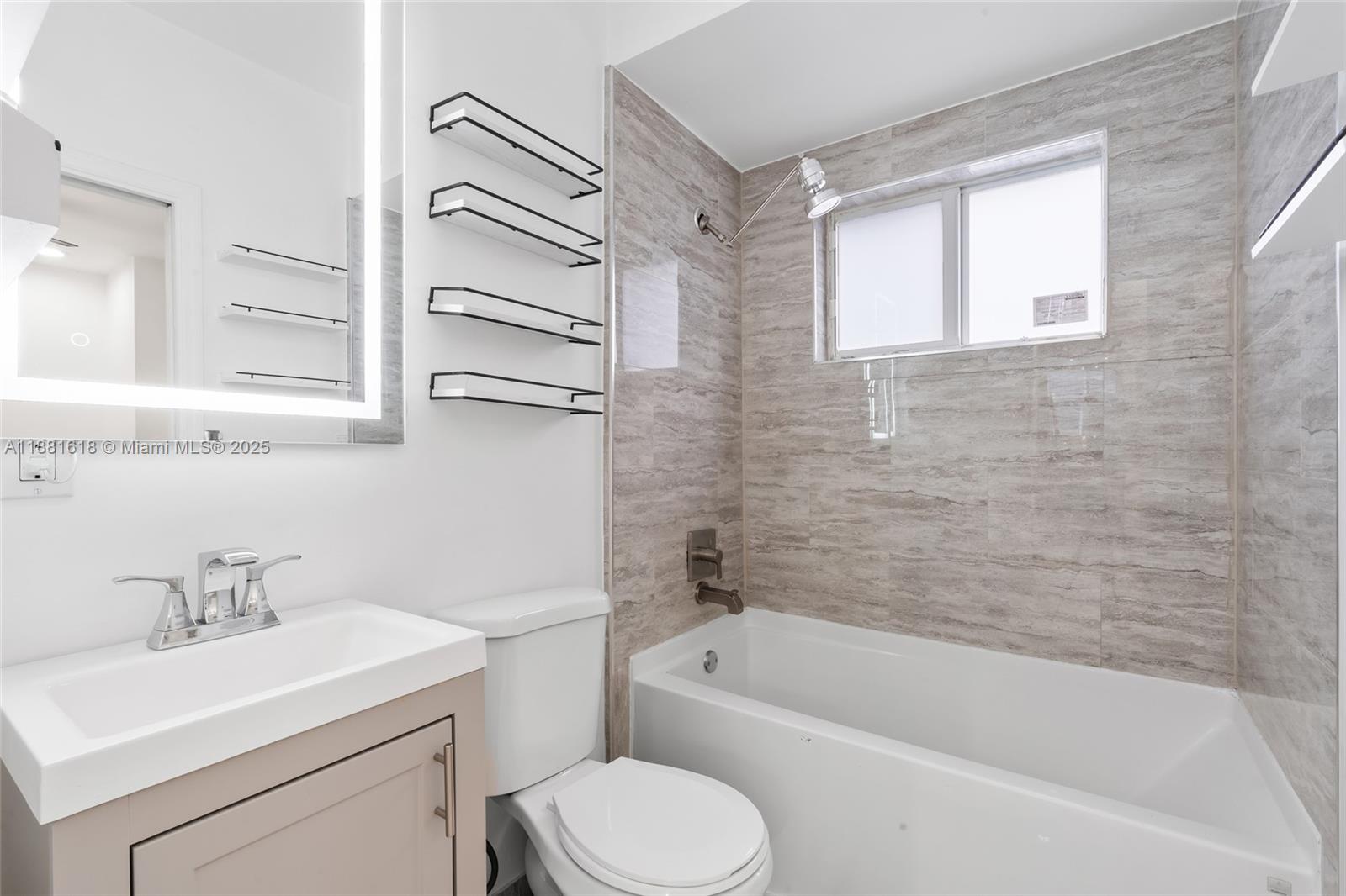 AIRLINE ESTATES - Residential Lease