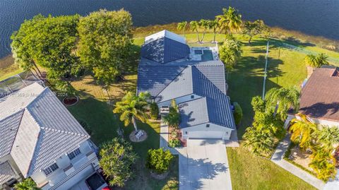 A home in Pembroke Pines