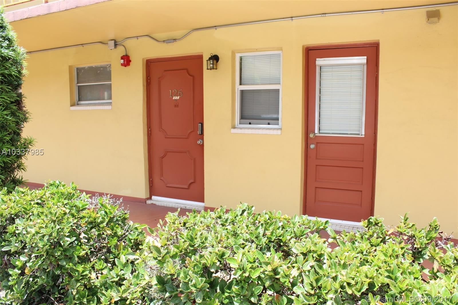 ROYAL OAKS CONDO - Residential Lease