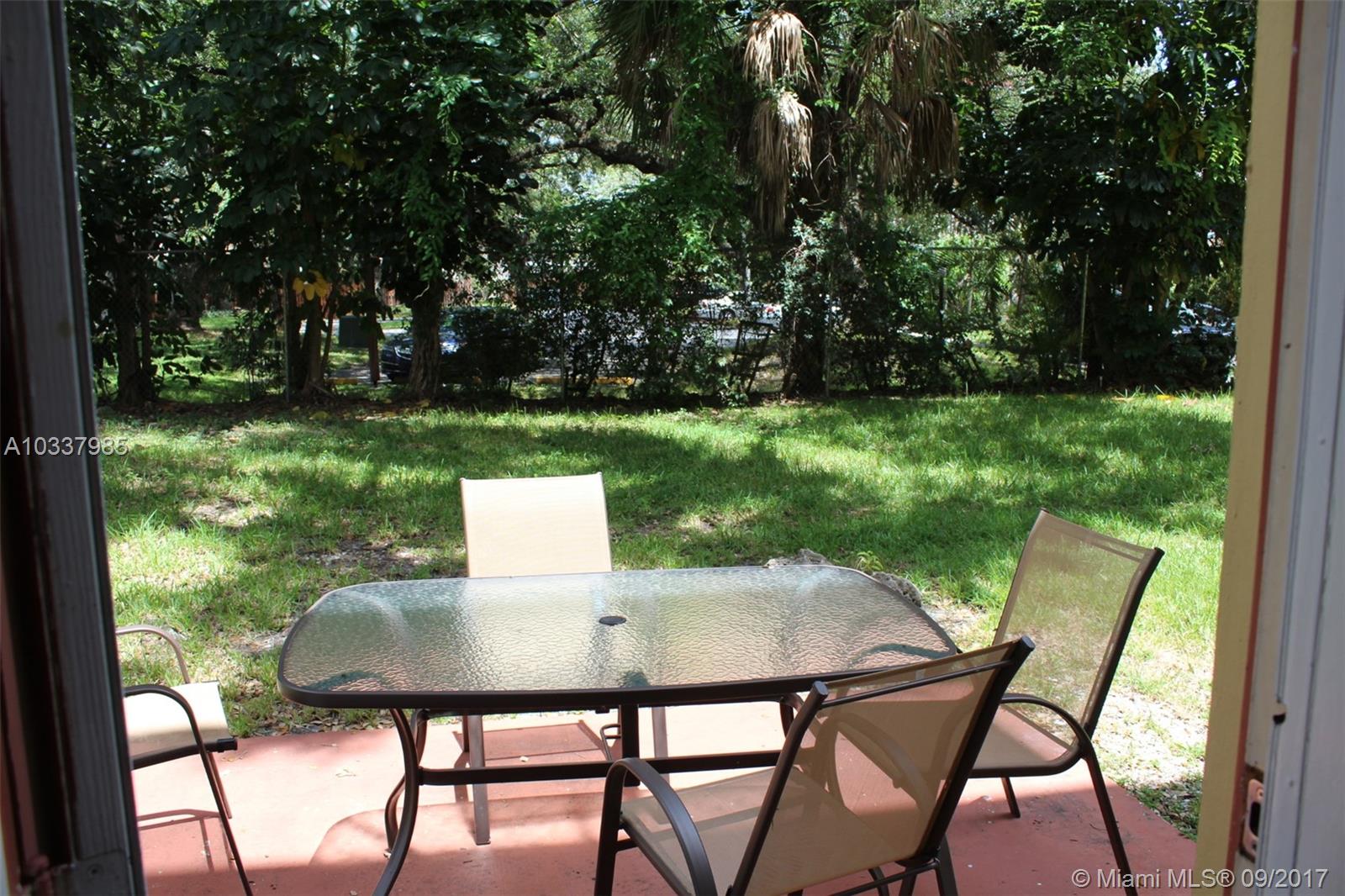 ROYAL OAKS CONDO - Residential Lease