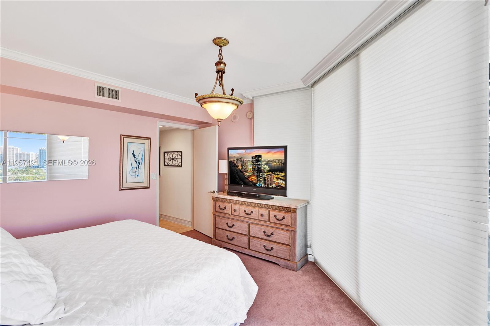 OCEAN ONE CONDO - Residential