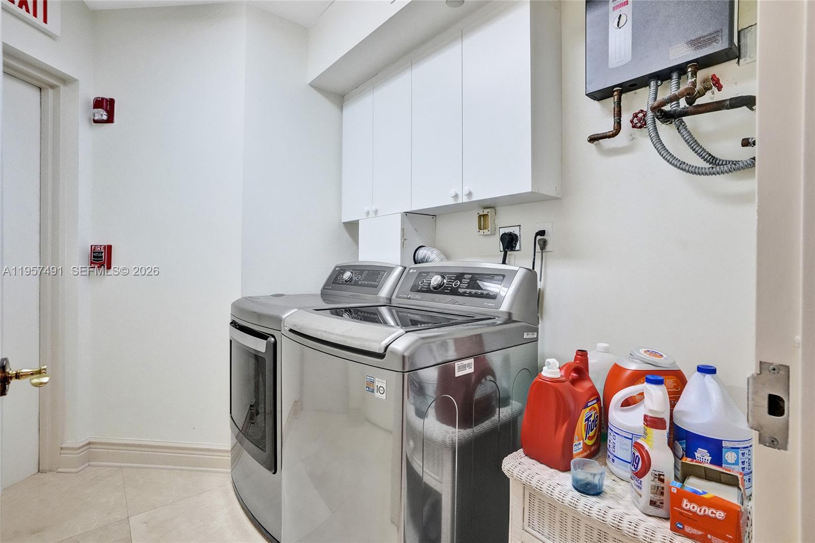 OCEAN ONE CONDO - Residential