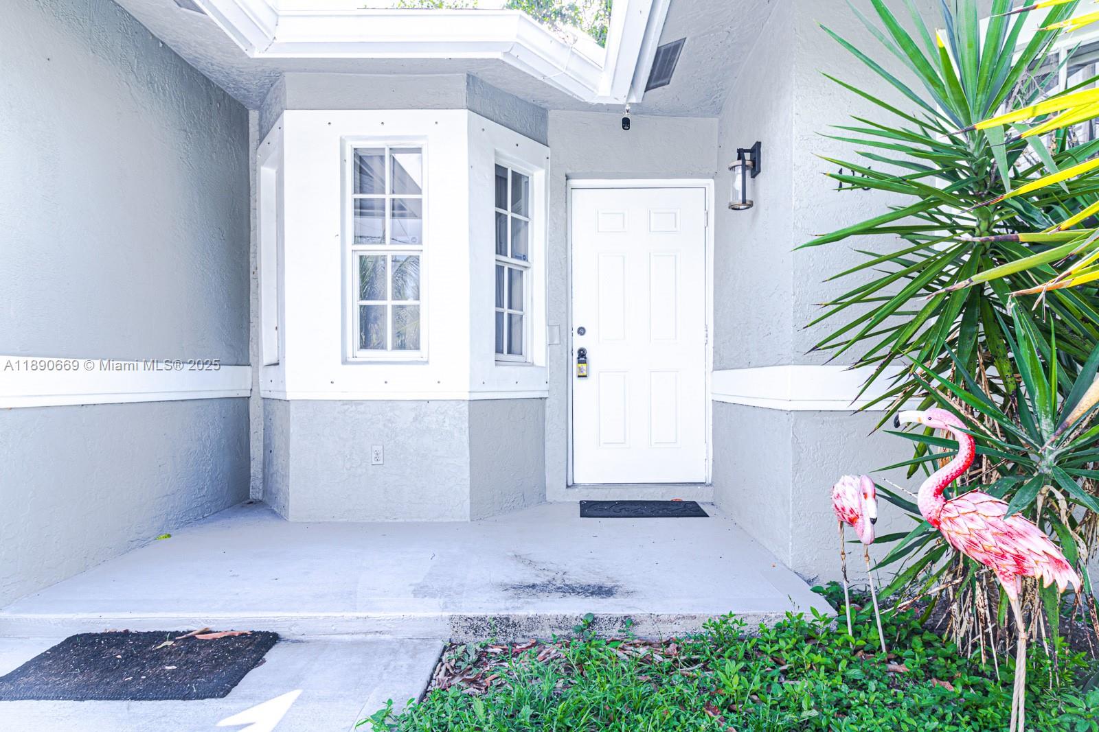 TOWN OF MODELO (DANIA) B- - Residential Lease