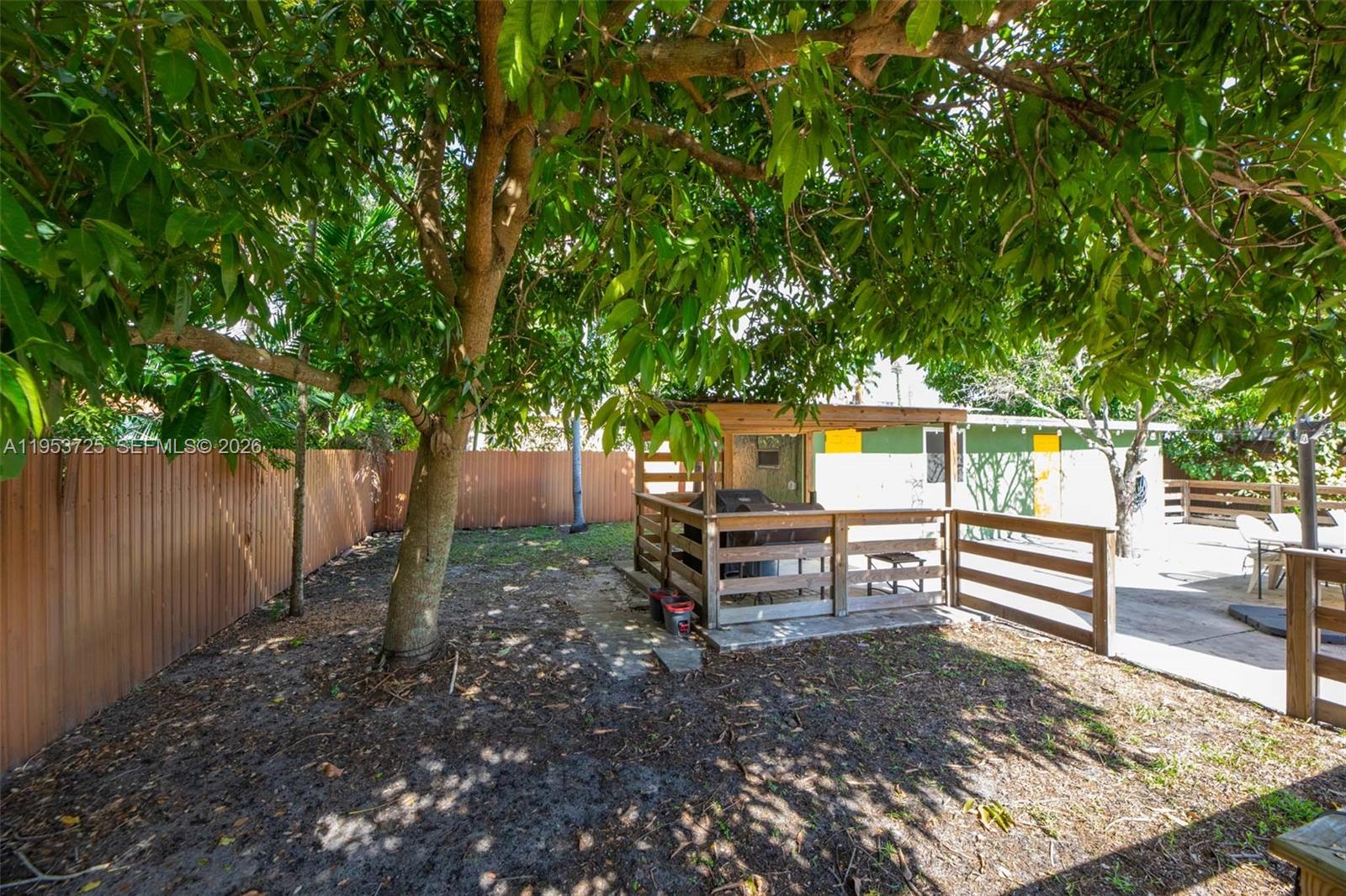 ARCH CREEK ESTATES - Residential