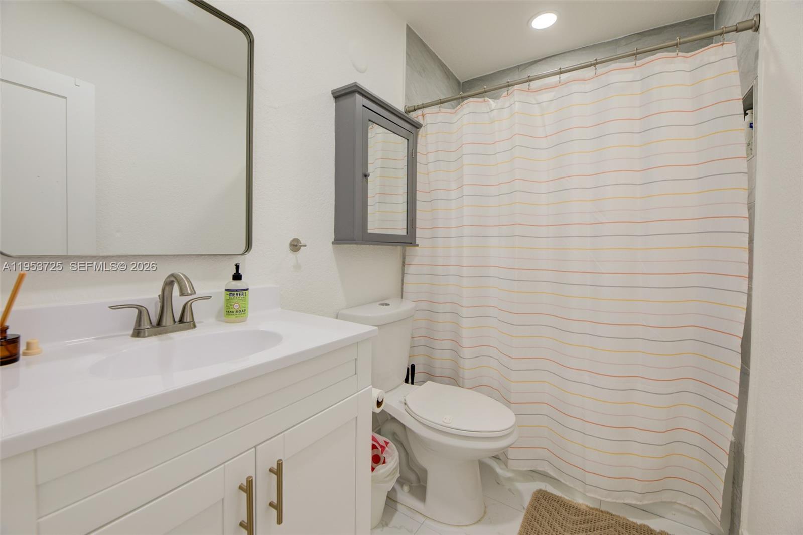 ARCH CREEK ESTATES - Residential