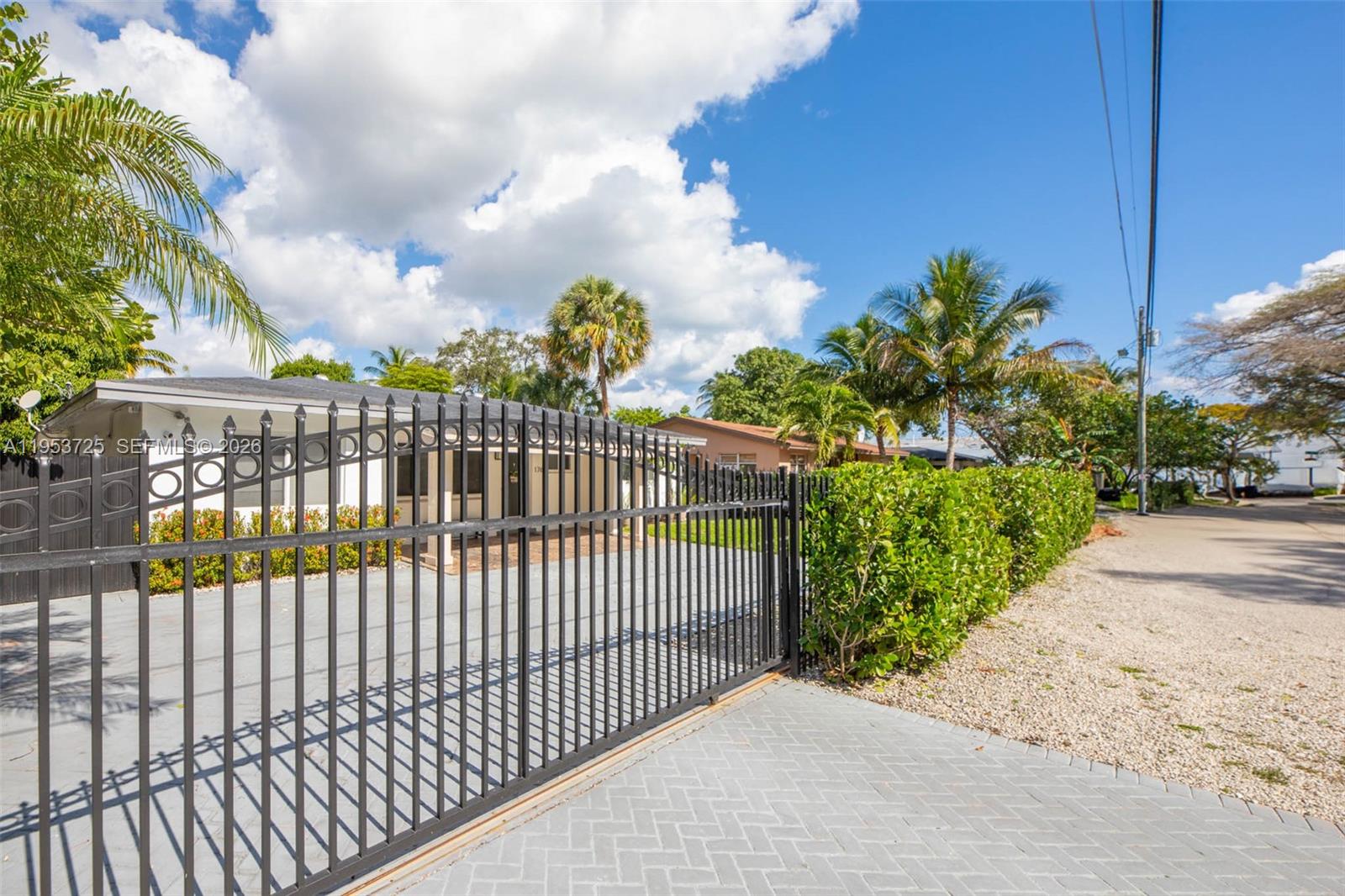 ARCH CREEK ESTATES - Residential