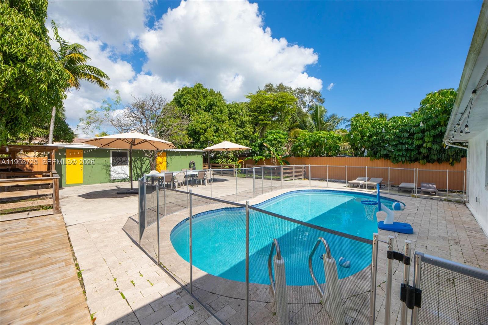 ARCH CREEK ESTATES - Residential