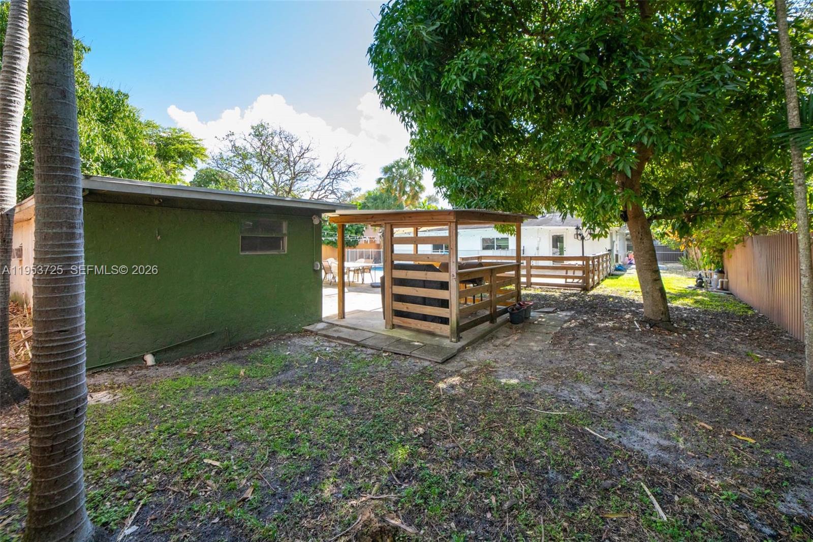 ARCH CREEK ESTATES - Residential