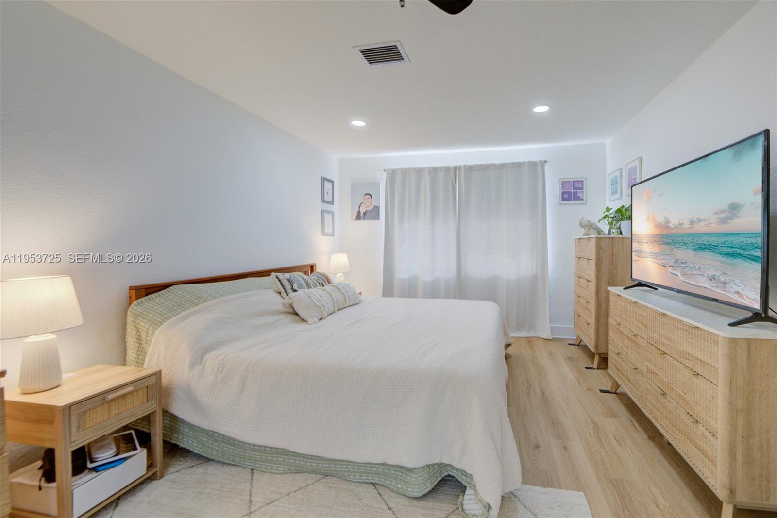 ARCH CREEK ESTATES - Residential