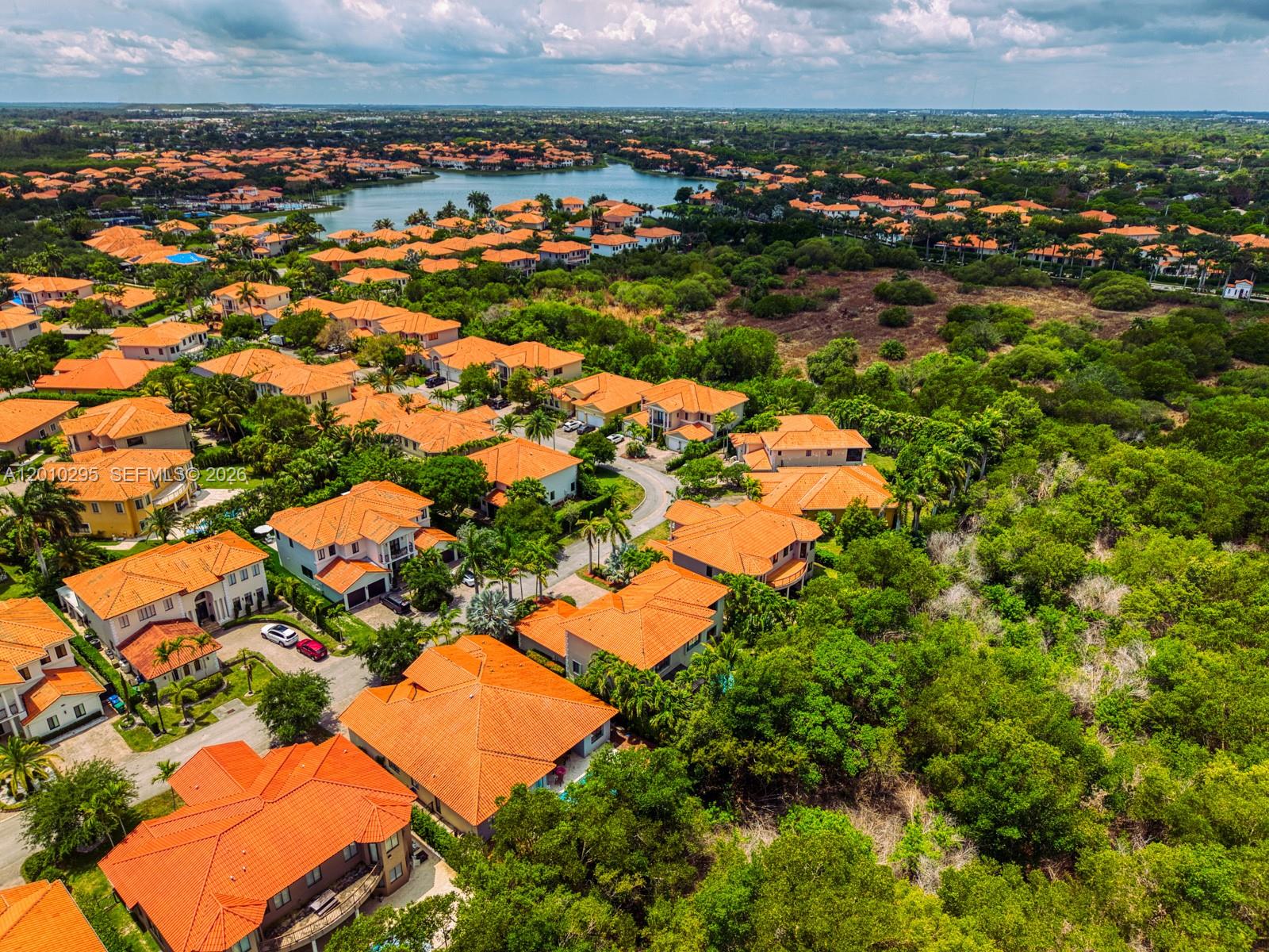 CUTLER CAY - Residential