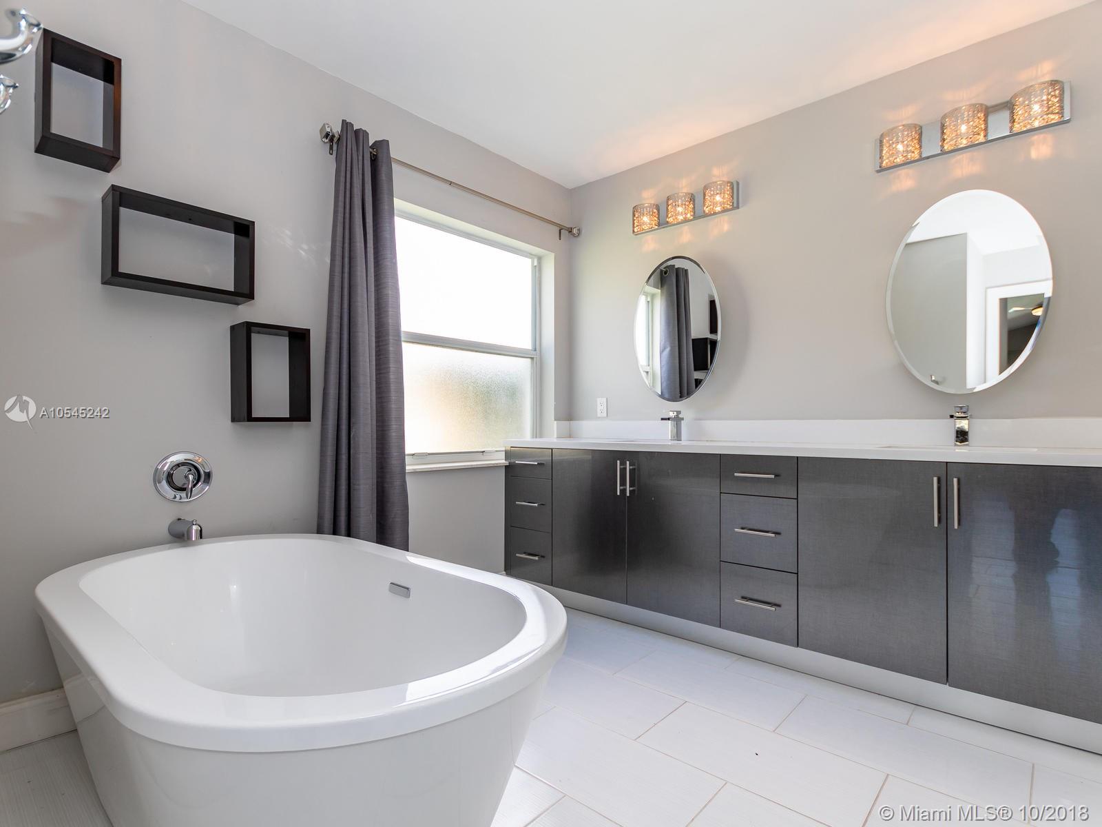 PEMBROKE FALLS PH 2 - Residential