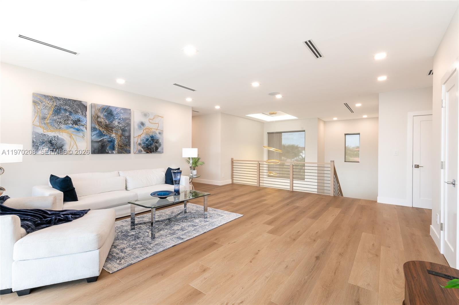 VENETIAN ISLES 1ST SEC - Residential