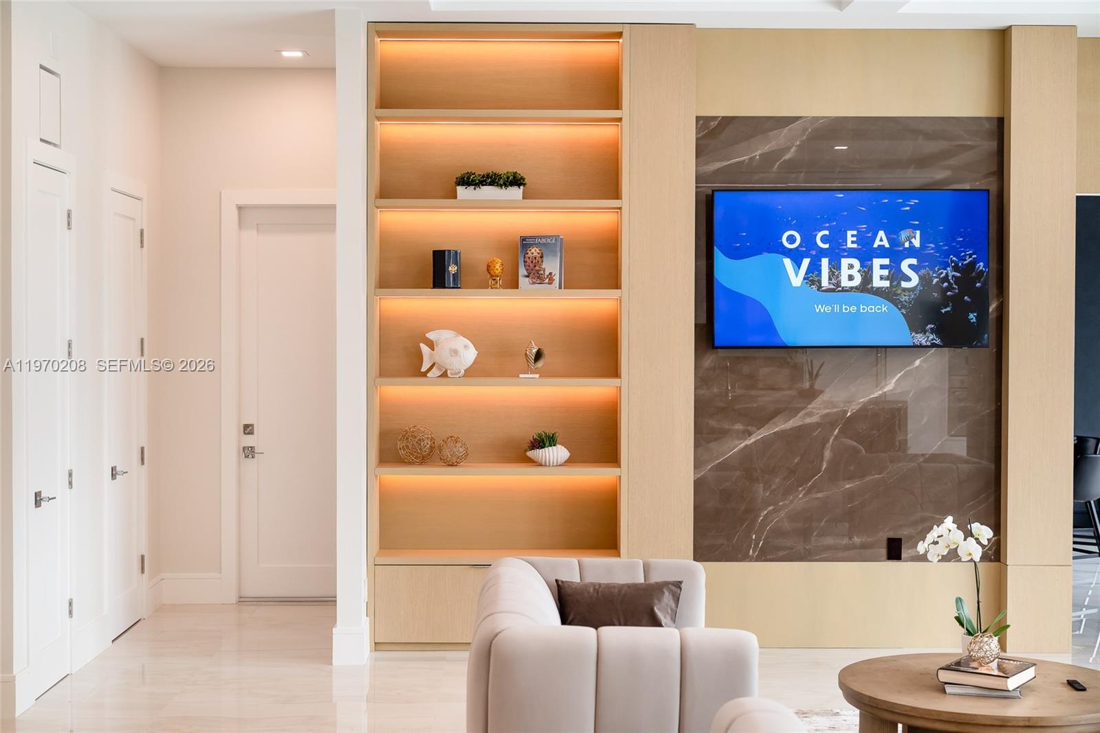 VENETIAN ISLES 1ST SEC - Residential