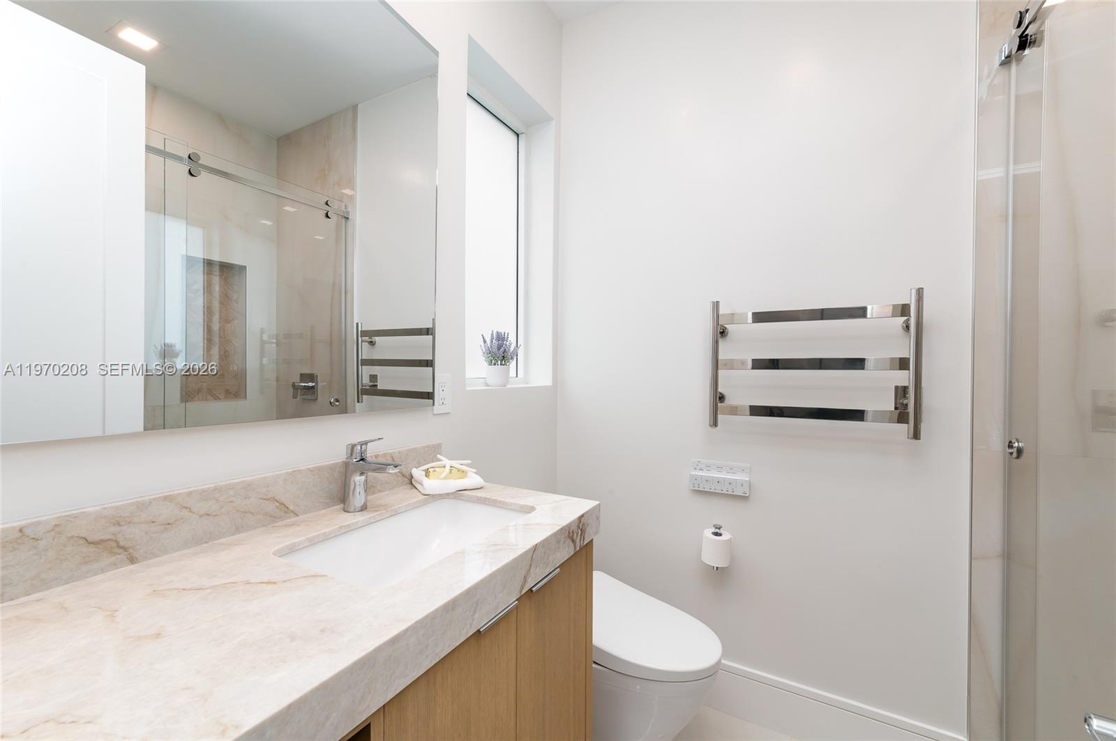 VENETIAN ISLES 1ST SEC - Residential