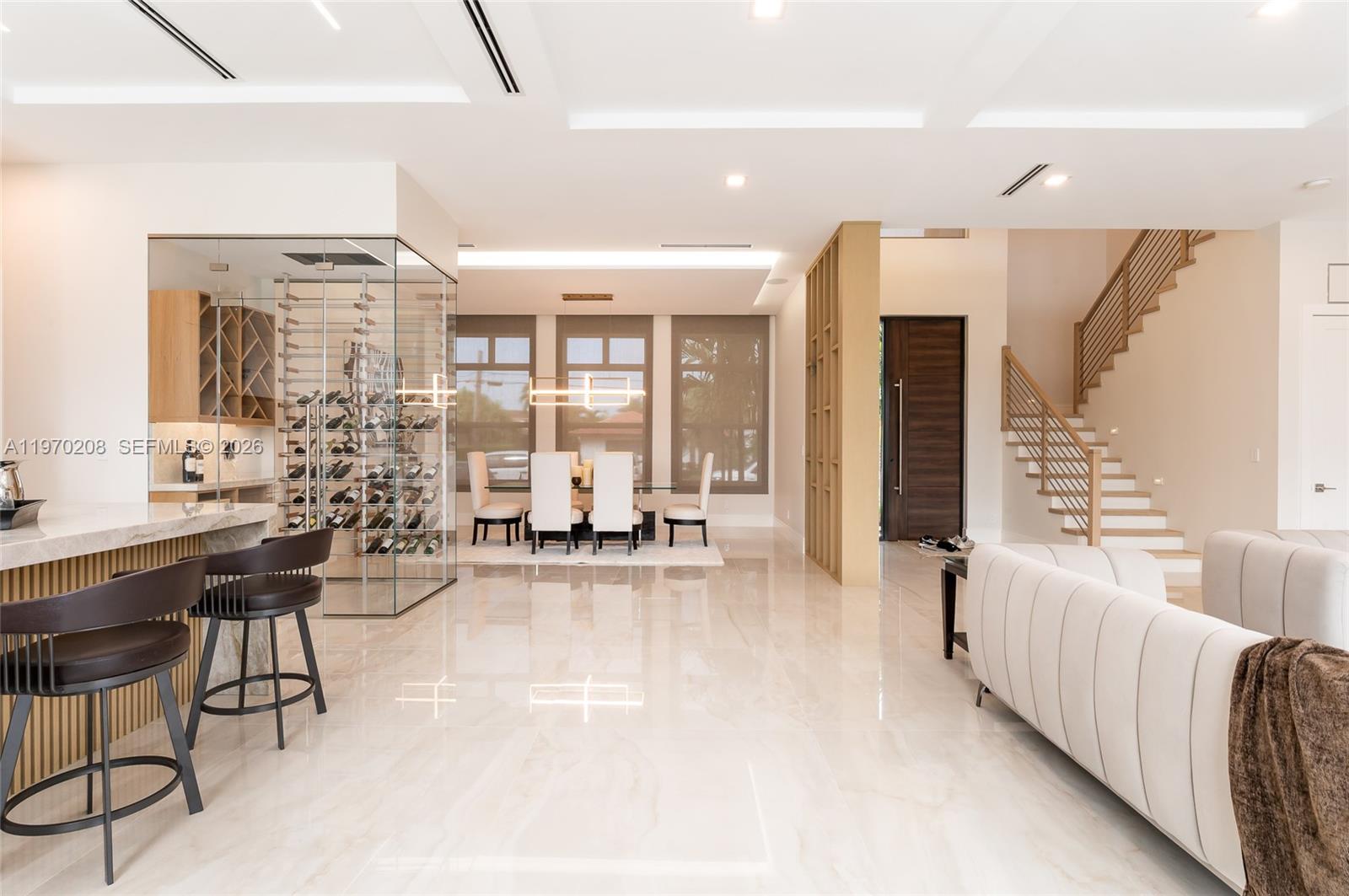 VENETIAN ISLES 1ST SEC - Residential