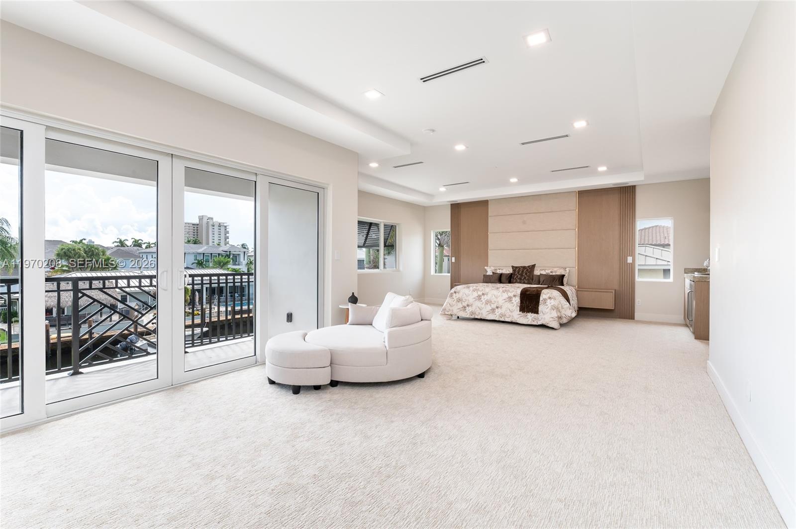 VENETIAN ISLES 1ST SEC - Residential